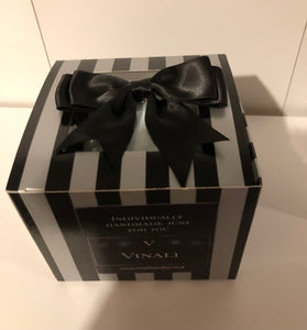 Vinali Luxury Gift Boxed Bath Bomb